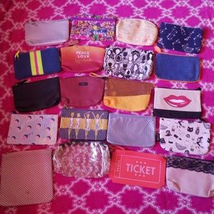 20 Ipsy Makeup Bags